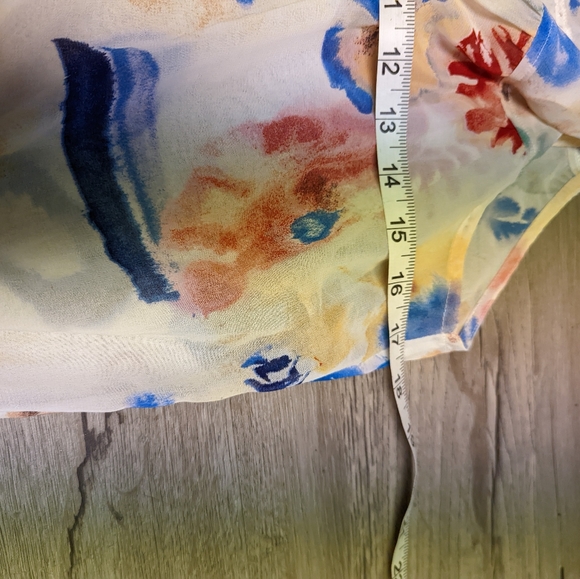 Worn one time! Quicksilver flowy top, size xs - Picture 4 of 4